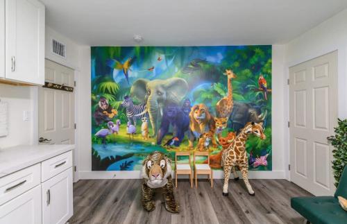 Safari Escape Disneyland 5 Bedroom 4 Bath Game Rm