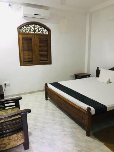 Double Room image 5