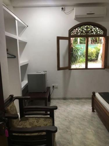 Double Room image 4