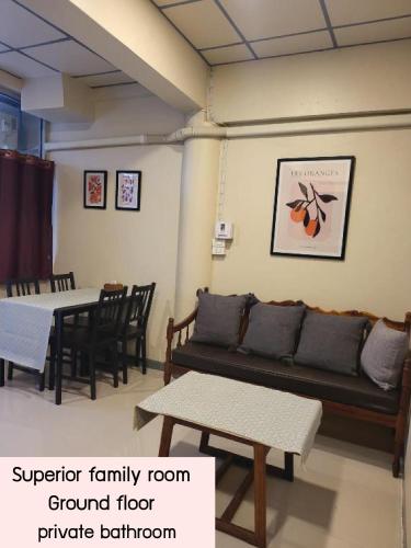 Achcha hotel - itsaraphap MRT station - Wat Arun near หน่วยบัญชาการนาวิกโยธิน กองทัพเรือ