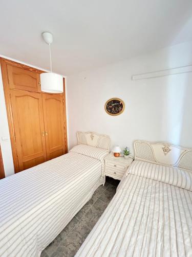 Fuengirola 3 Bedroom and Free Parking - 600m from the Beach