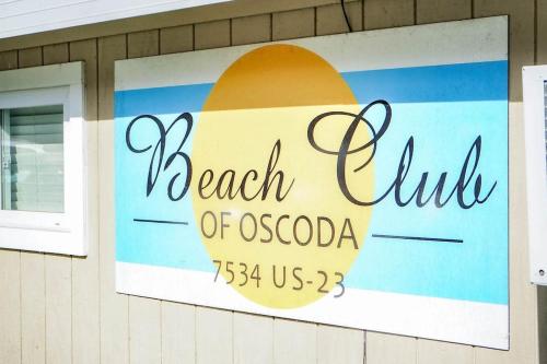 Beach Club of Oscoda - The Lakeshore Cottage - image 12