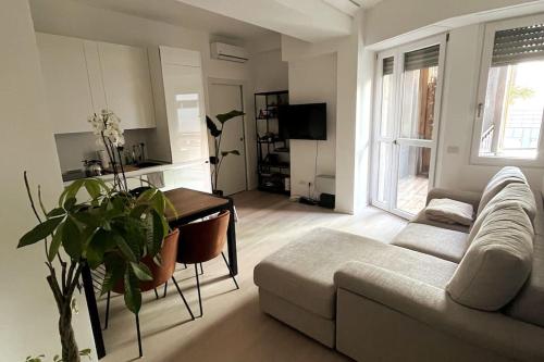 Modern apartment - Walking distance to Milan Central Station, Милан