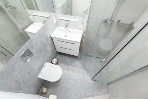 APARTAMENTY przy plaży z basenem z podgrzewaną wodą i mini SPA - Ośrodek Kolonijno-Wczasowy Mewa