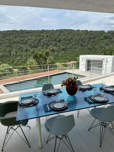 VILLA ARTSY - Fully renovated villa with pool, AC, wi-fi - 8 ppl - Location, gîte - Vence