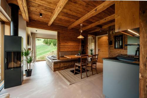 Chalet "Troadkostn" mit finnischer Panoramasauna & Edelstahl Hot Tub in Eibiswald, Österreich