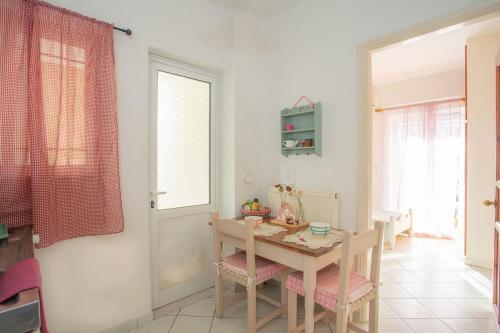 A3 - Tzitzifo Apartment 2