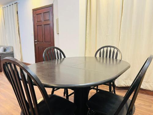 Luxe and Family-friendly 2BHK - image 4