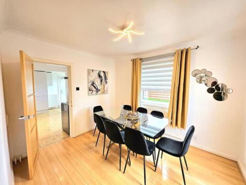 Facilities, 3 Bed House with 6 Beds by Sensational Stay in Corstorphine