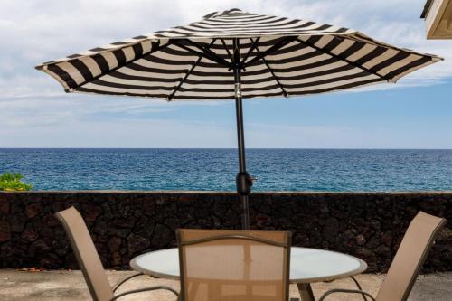 Two-Bedroom Apartment room in Keauhou Kona Surf & Racquet Club #176