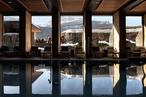 泳池, Rosapetra SPA Resort - Small Luxury Hotels of the World in 科爾蒂納丹佩佐近中心區