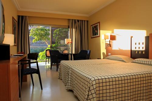 Hotel THe Costa Taurito - image 11