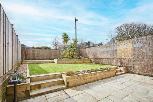 Kert, Host & Stay - Emilyn House in Whitburn