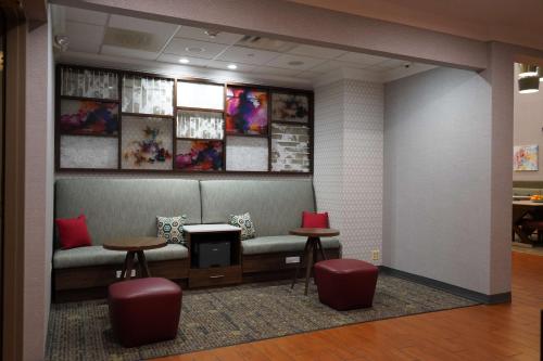 Hampton Inn & Suites Chicago/Aurora in Aurora, USA