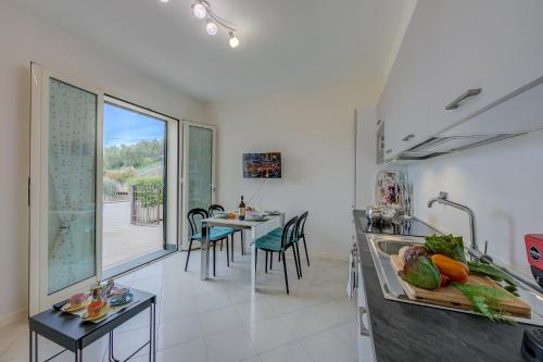  Mareazzurro Hill- Panorama View - Happy Rentals in Civezza