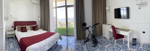 room detail thumbnail 0