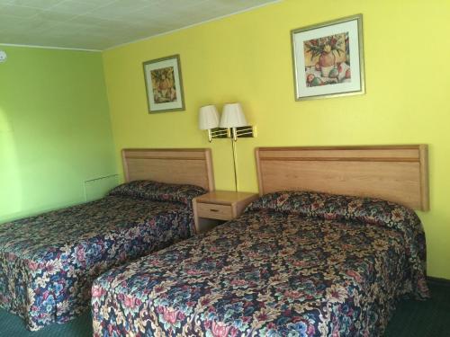 Statesman Inn – Terre Haute, IN