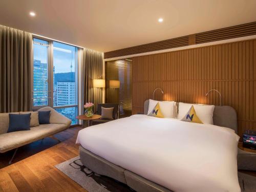 Novotel Ambassador Seoul Dongdaemun Hotels & Residences