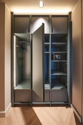 549807179 The Zipper Hotel und Apartments