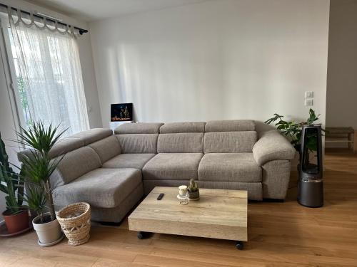 Boho style apartment with terrace - 10 min from Montparnasse - Location saisonnière - Clamart