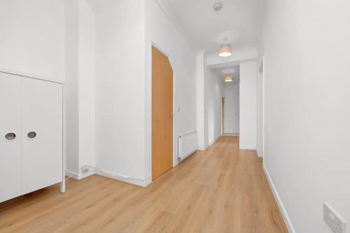 Central Reading - 3 bed apartment, Рединг (фото 8)