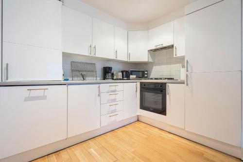 City Centre Apartments Camden - image 13