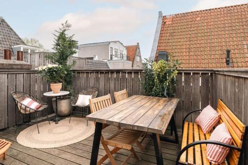 Rooftop Retreat 5
