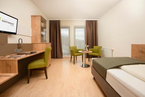 Single Room image 2