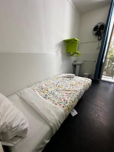 Central and Basic Universitat - image 9