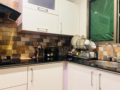 Luxe and Family-friendly 2BHK - image 2