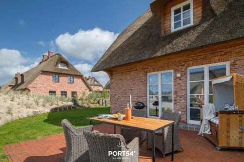 Ferienhaus Reetlodge auf den Schleiterrassen Kappeln in Kappeln, Deutschland