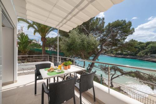  Apartamento en la primera linea de la playa Cala Gran in Cala D´Or