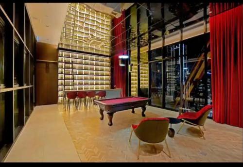 scarletz suites klcc by yatie - image 14