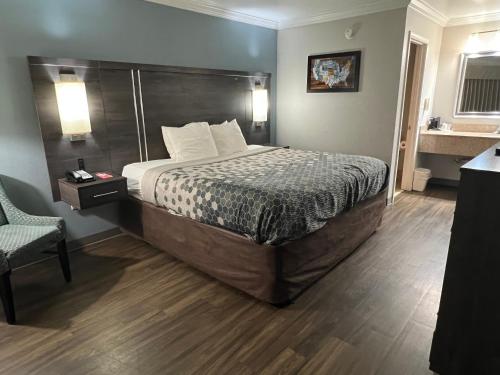 King Room - Accessible/Non-Smoking