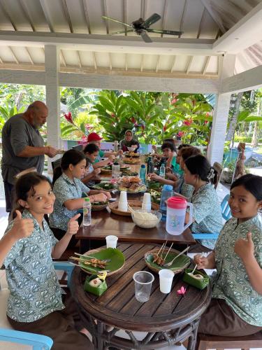 Anggrek Putih Homestay & Cooking Class