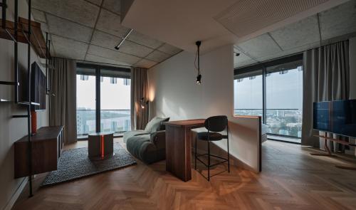 549857711 The Zipper Hotel und Apartments
