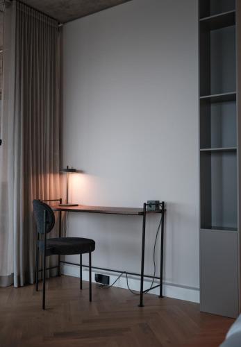 549862483 The Zipper Hotel und Apartments
