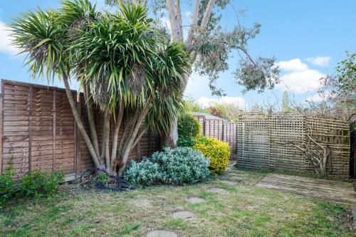 Hububb Luxury Eastcote - image 14