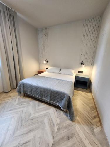 Hotel Amfiteatar - image 8