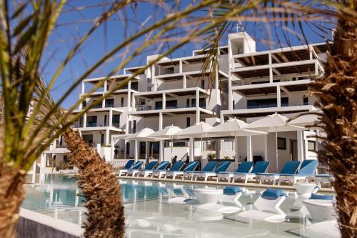 Residence 201 New Oceanfront Resort Style Amenities Cerritos in El Pescadero, Mexico