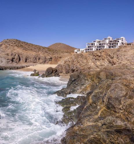 Residence 201 New Oceanfront Resort Style Amenities Cerritos in El Pescadero, Mexico