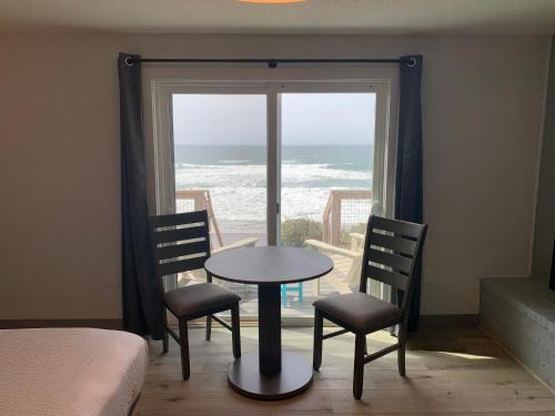 Westshore Oceanfront - image 6