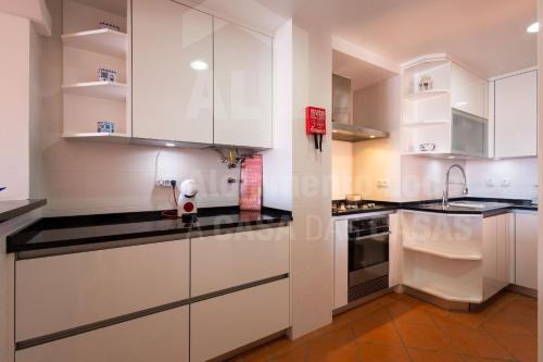 Sofia Beach Apartment by ACasaDasCasas, Ericeira (zdjęcie 10)