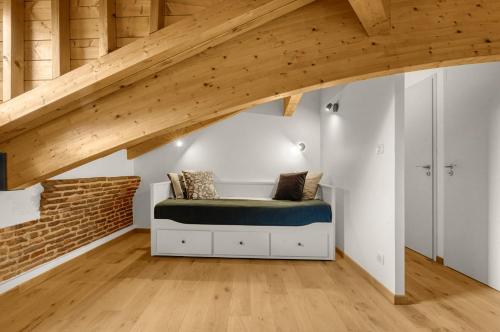 Three-Bedroom Apartment image 10