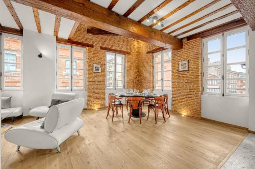 Three-Bedroom Apartment image 6