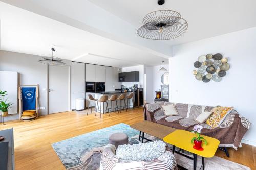 GuestReady - Chic cocoon with a balcony, Suresnes (foto 8)