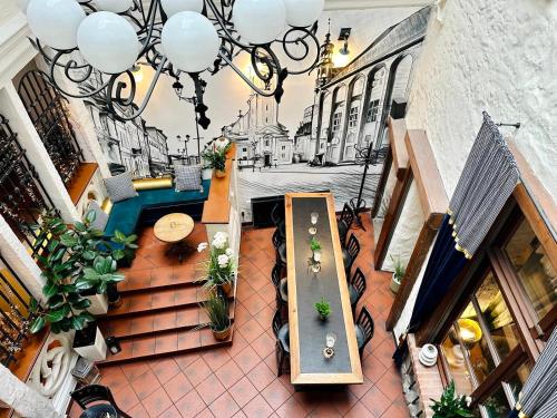 Apartment with Terrace image 8