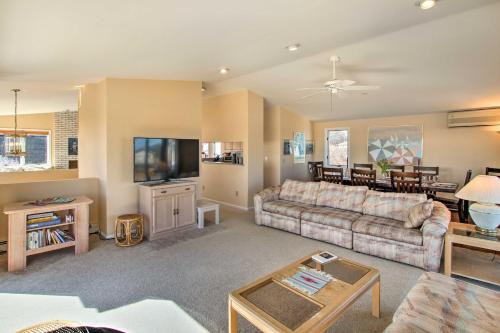 Narragansett Home-Deck Ocean Views and Beach Access - image 7