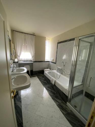 Park Palace Hotel - image 6