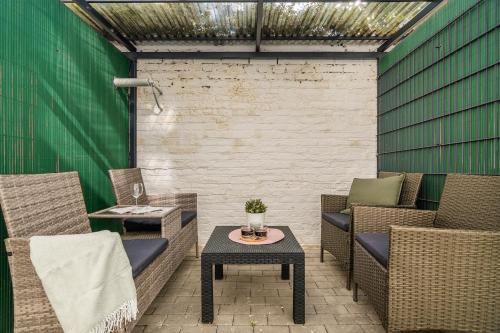APT with sunny garden Prague by Michal&Friends, Praha (fotografie 9)